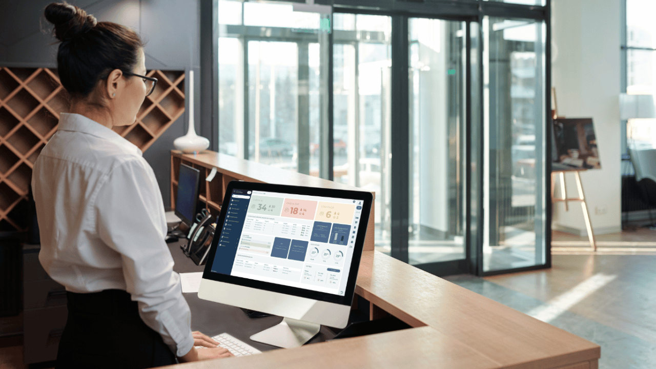 Mit der SoftTec Cloud Hotelsoftware digitalisieren Sie Ihren kompletten Arbeitsalltag im Hotel.